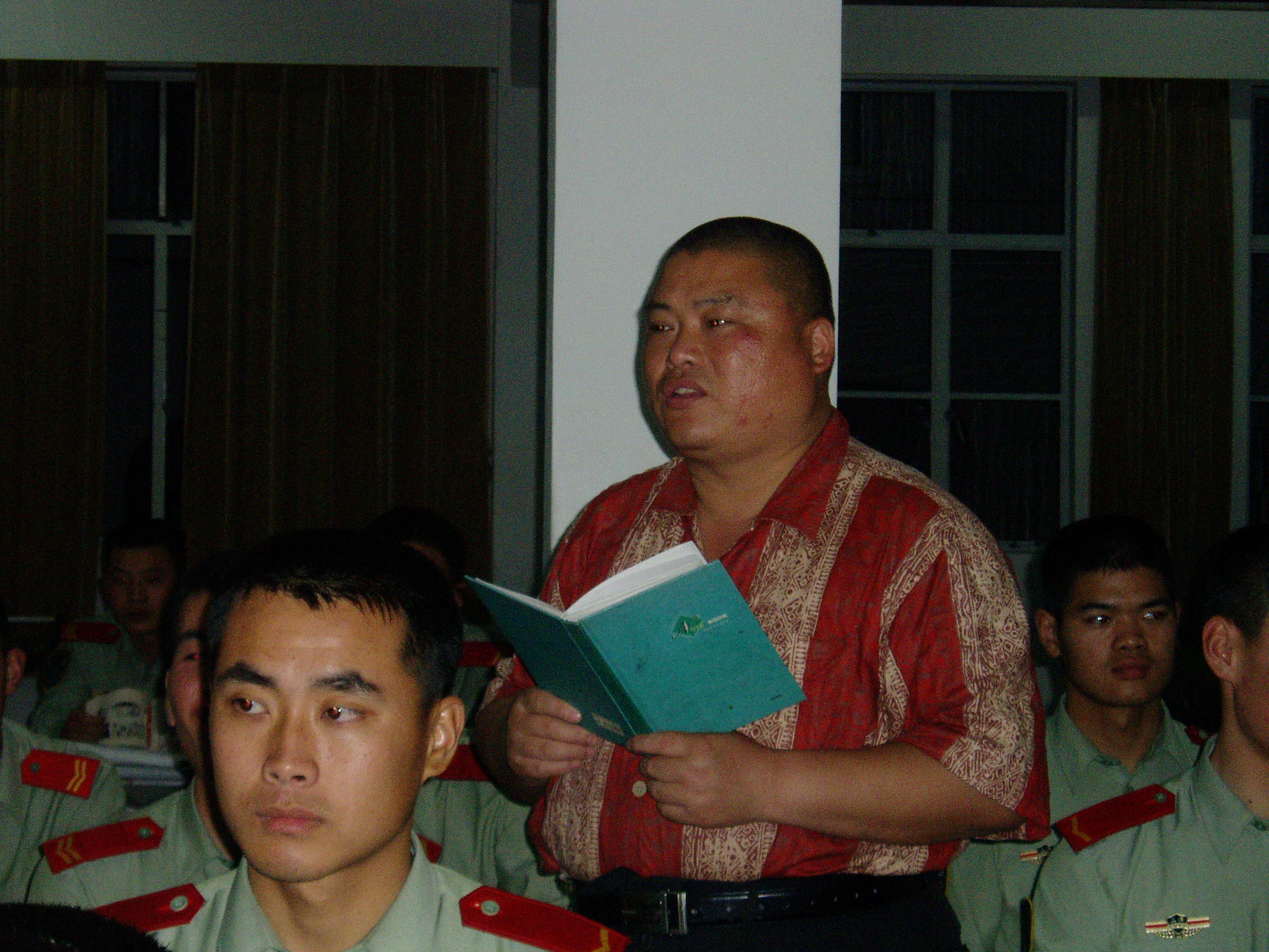 百度胖老师吧上海市公 安局轨道交通分局石宇玉老师求救 微信抖音快手百度贴吧百科图片视频知道搜索上海胖老 ...