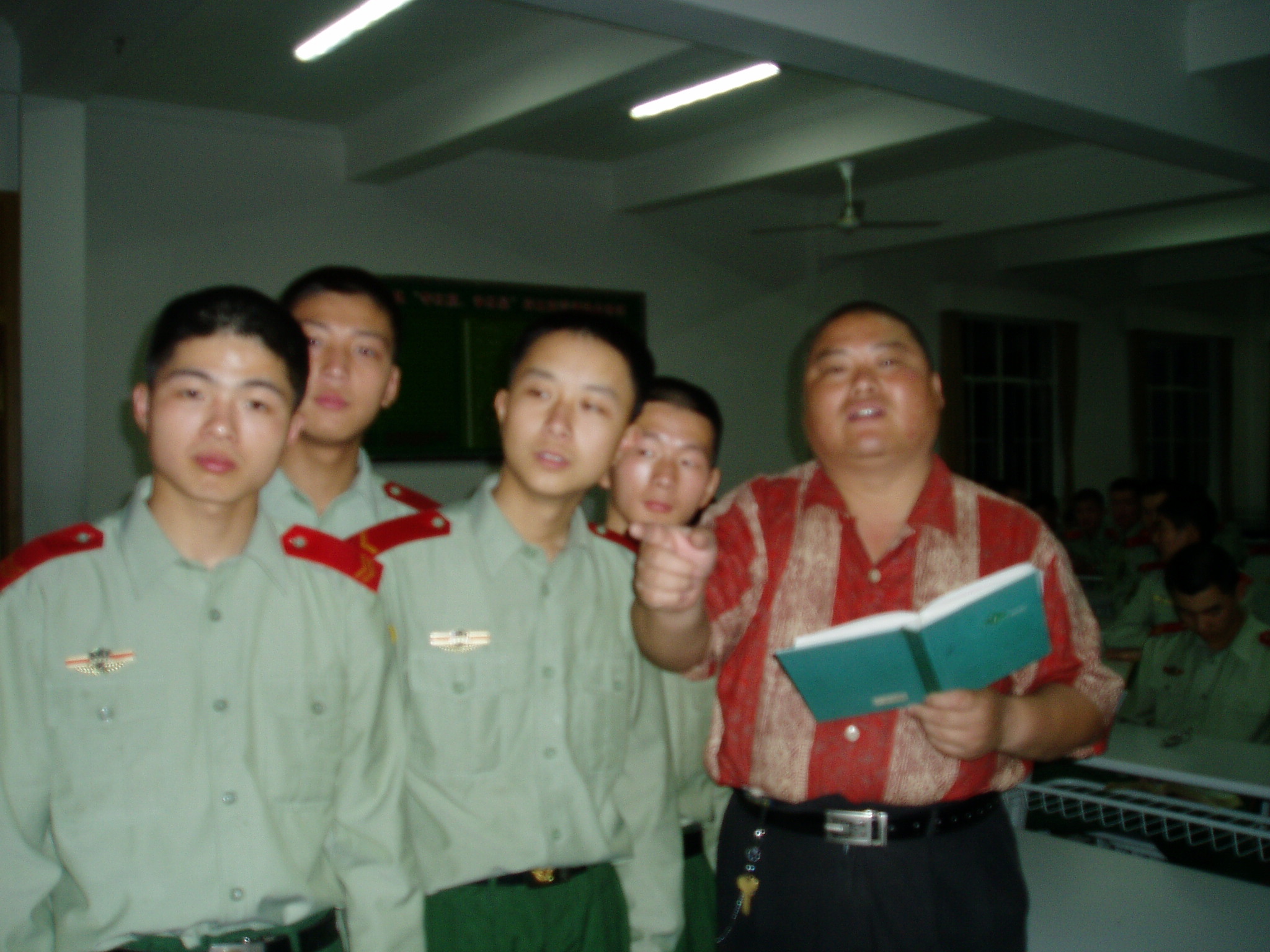 百度胖老师吧上海市公 安局轨道交通分局石宇玉老师求救 微信抖音快手百度贴吧百科图片视频知道搜索上海胖老 ...