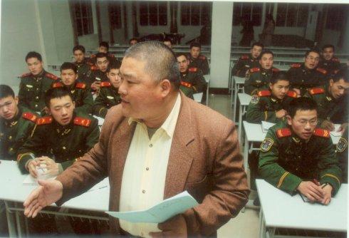 百度胖老师吧上海市公 安局轨道交通分局石宇玉老师求救 微信抖音快手百度贴吧百科图片视频知道搜索上海胖老 ...