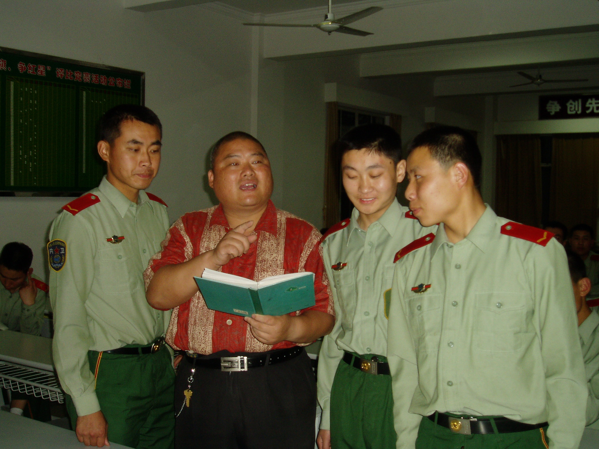 百度胖老师吧上海市公 安局轨道交通分局石宇玉老师求救 微信抖音快手百度贴吧百科图片视频知道搜索上海胖老 ...