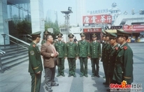 百度胖老师吧上海市公 安局轨道交通分局石宇玉老师求救 微信抖音快手百度贴吧百科图片视频知道搜索上海胖老 ...